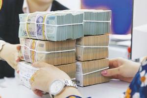 Hơn 157.000 tỷ đồng có thể được bơm ra thị trường trong tháng 7 và 8/2021