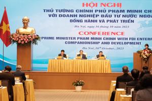 Nhà đầu tư nước ngoài nêu ý kiến, Thủ tướng nhấn mạnh 3 cam kết
