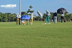 Chính phủ yêu cầu kiểm tra thông tin lãnh đạo Sở ở Bắc Ninh đi chơi golf trong giờ hành chính