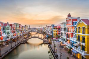 Việt Nam là điểm đến ưu tiên của người Mỹ nhờ tỷ giá USD thuận lợi