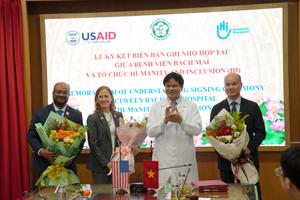 Hoa Kỳ hỗ trợ Bệnh viện Bạch Mai cải thiện chăm sóc đột quỵ tại Việt Nam