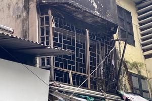 Nhiều người dân phố cổ Hà Nội tự...mở đường sống cho mình