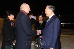 Tổng Bí thư, Chủ tịch nước bắt đầu thăm chính thức Pháp