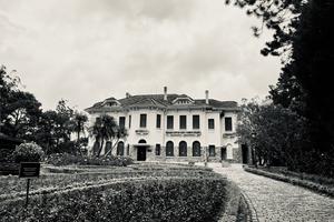 Dinh Bảo Đại, những điều trông thấy mà đau đớn lòng!