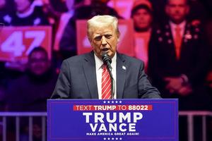 Ông Trump hứa sẽ áp đặt các hạn chế nghiêm ngặt nhập cư vào ngày nhậm chức