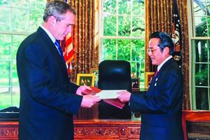 Trò chuyện cùng đại sứ thời bắt đầu hội nhập