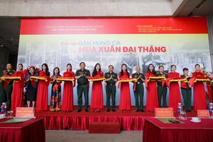 Gần 300 hiện vật, tài liệu "vô giá" xuất hiện tại triển lãm "Bản hùng ca mùa Xuân đại thắng"