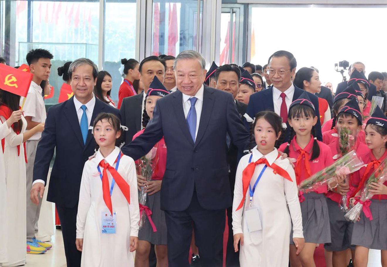 Phát biểu của Tổng Bí thư Tô Lâm tại lễ kỷ niệm 80 năm truyền thống ngành Giáo dục và khai giảng năm học mới 2025-2026