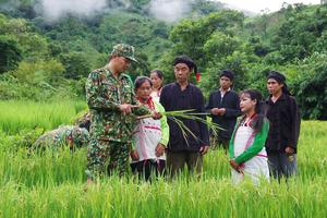 Góp ý Đại hội Đảng khoá XIV: Cần phải đầu tư có chiều sâu về thế trận lòng dân