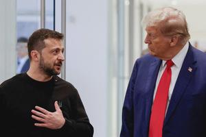 Kịch bản Tổng thống Mỹ Donald Trump tác động để truất quyền Tổng thống Ukraina Zelensky liệu có thể xảy ra?