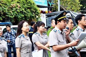 Tăng cường trách nhiệm của Chấp hành viên và ngăn ngừa lạm quyền, cửa quyền