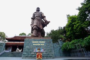 Phản bác mọi luận điệu xuyên tạc về vị anh hùng dân tộc Hoàng đế Quang Trung – Nguyễn Huệ
