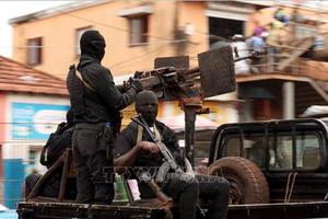 Vì sao quốc gia BeNin nhỏ bé ở Tây Phi đảo chính?