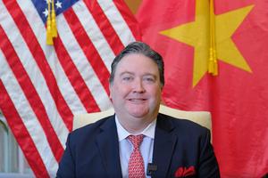 Clip: Đại sứ Marc Knapper chúc mừng năm mới bằng tiếng Việt