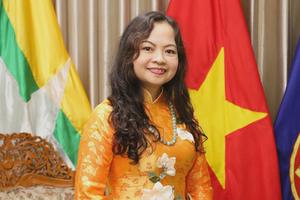 Nữ đại sứ đầu tiên và hành trình ngoại giao bằng văn hóa