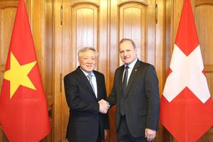 Việt Nam mong muốn tăng cường hợp tác với Thụy Sĩ trong phát triển trung tâm tài chính quốc tế