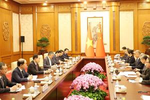 Đặc phái viên của Tổng Bí thư Tô Lâm hội đàm với Bộ trưởng Ngoại giao Trung Quốc Vương Nghị