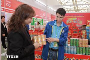 Thủ tướng yêu cầu tăng cường quảng bá sản phẩm địa phương tại Hội chợ Mùa Xuân