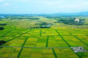 Hoàn thiện khuôn khổ pháp lý, đổi mới tài chính đất đai