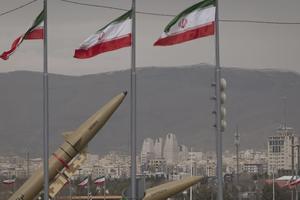 Iran bác bỏ theo đuổi vũ khí hạt nhân trước các đòn tấn công