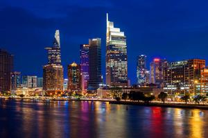 Khẩn trương xây dựng hạ tầng công nghệ thông tin cho Trung tâm tài chính quốc tế tại Việt Nam