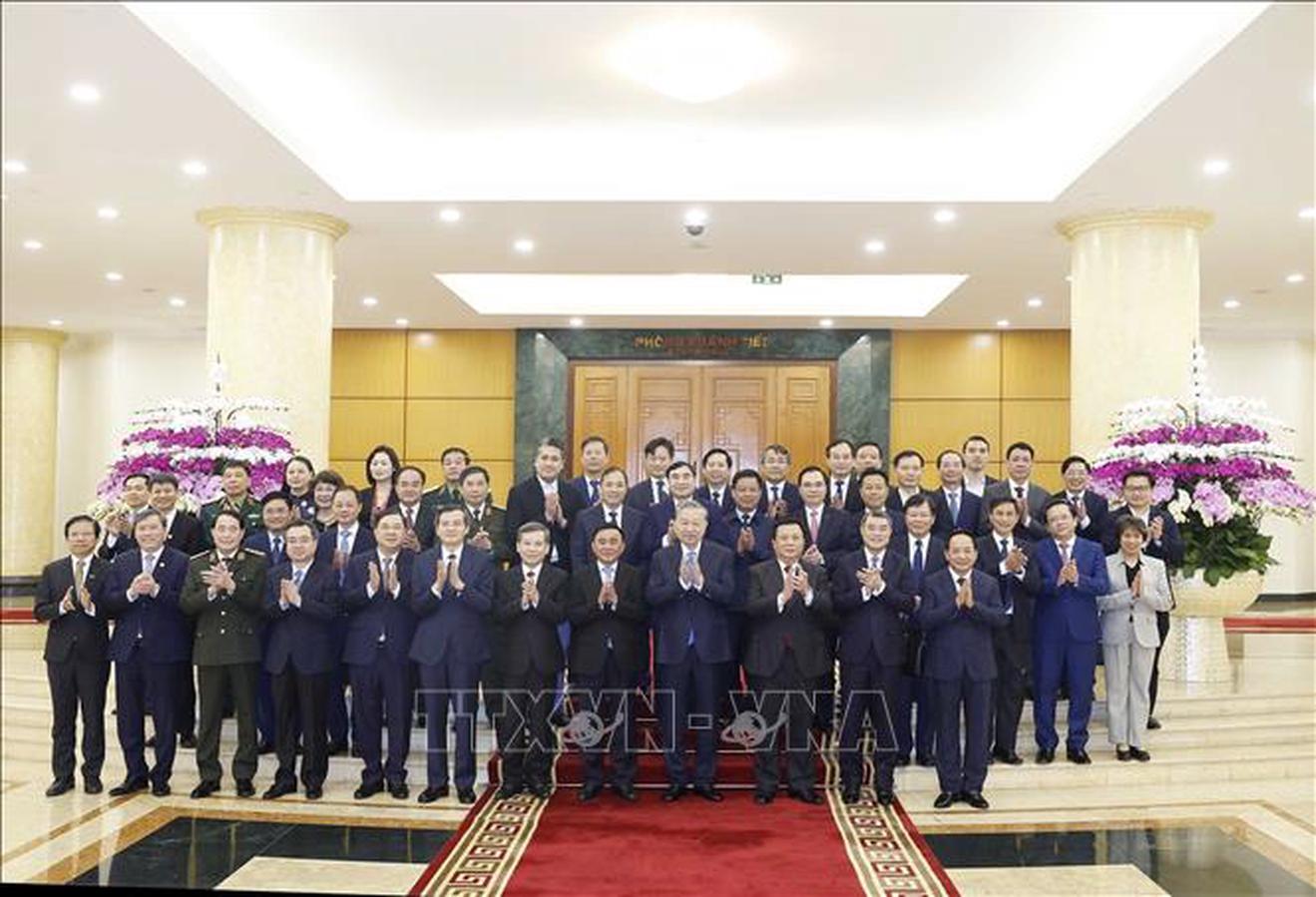 Danh sách thành viên Hội đồng Lý luận Trung ương nhiệm kỳ mới