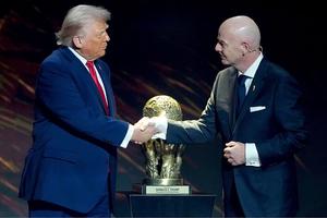 Trump nói đội tuyển Iran “được chào đón” tại World Cup, nhưng Tehran tuyên bố rút lui