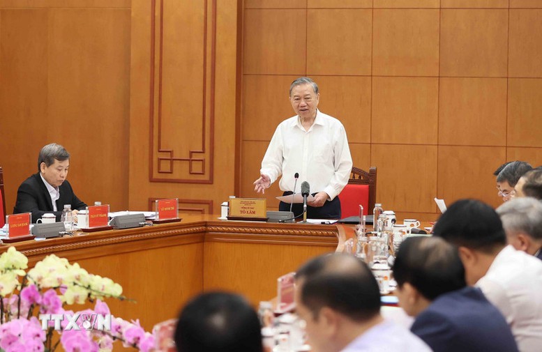 Kiên quyết ngăn chặn, đẩy lùi tham nhũng, lãng phí, tiêu cực