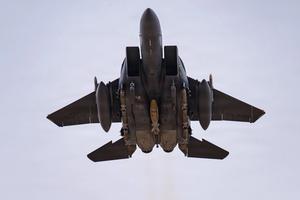 Phi công F-15E được giải cứu thành công trong chiến dịch quy mô lớn