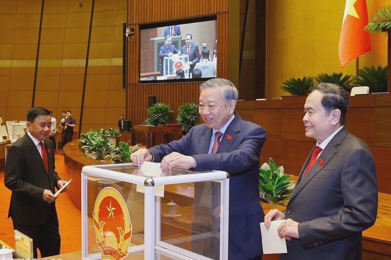 Ông Trần Thanh Mẫn tái đắc cử Chủ tịch Quốc hội khóa XVI