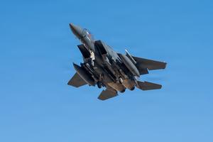 Tổng thống Donald Trump tiết lộ chi tiết chiến dịch giải cứu phi công F-15 tại Iran