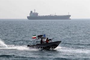 Iran cảnh báo đáp trả nghiêm khắc nếu Hải quân Mỹ xuất hiện tại eo biển Hormuz