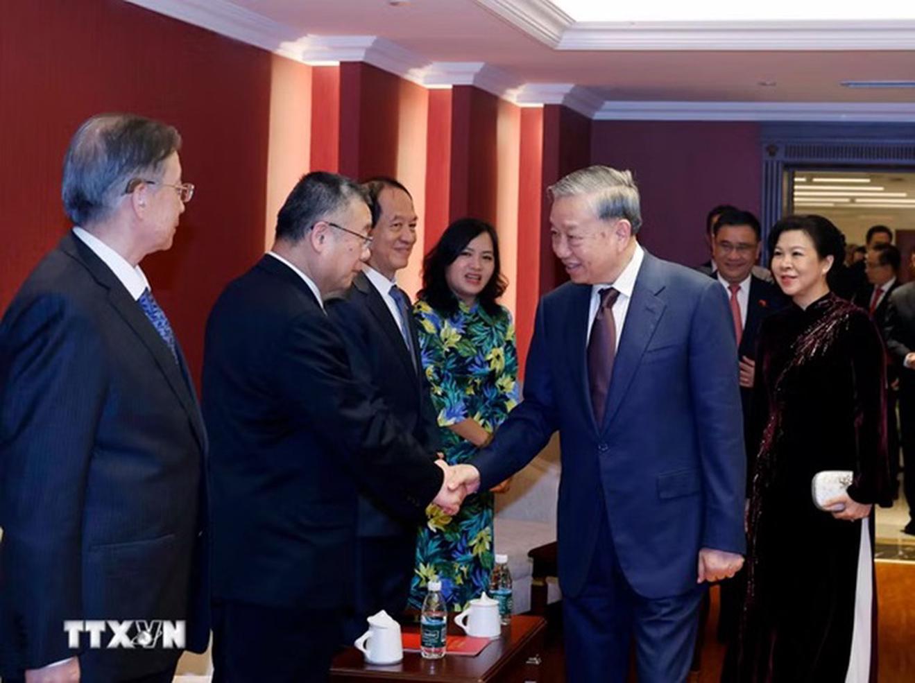 Tổng Bí thư, Chủ tịch nước Tô Lâm gặp mặt thân nhân các tướng lĩnh, chuyên gia, nhân sĩ hữu nghị Việt Nam - Trung Quốc