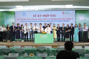 Trường Đại học Đông Á và Bệnh viện Trung ương Huế hợp tác đào tạo nguồn nhân lực lĩnh vực y tế