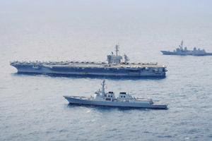 Căng thẳng tại eo biển Iran: Tàu thuyền đồng loạt nâng mức cảnh giới